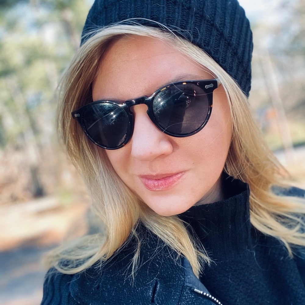 Meet your Posher, Lauren